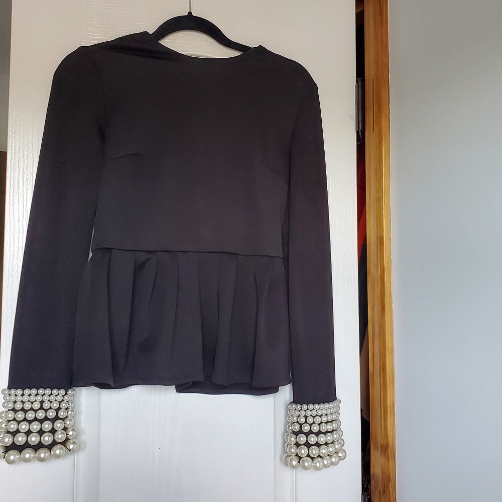 Akira "Audrey" Pearl Sleeve Blouse - Picture 5 of 6